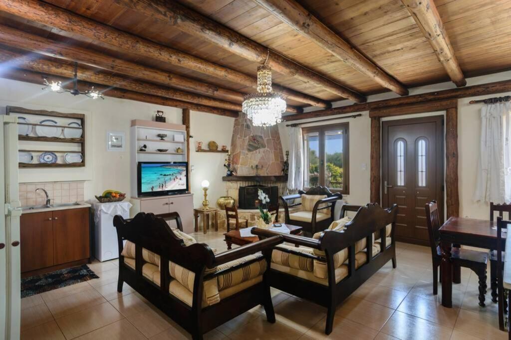 Dimitris'S Country House Ajá Kültér fotó