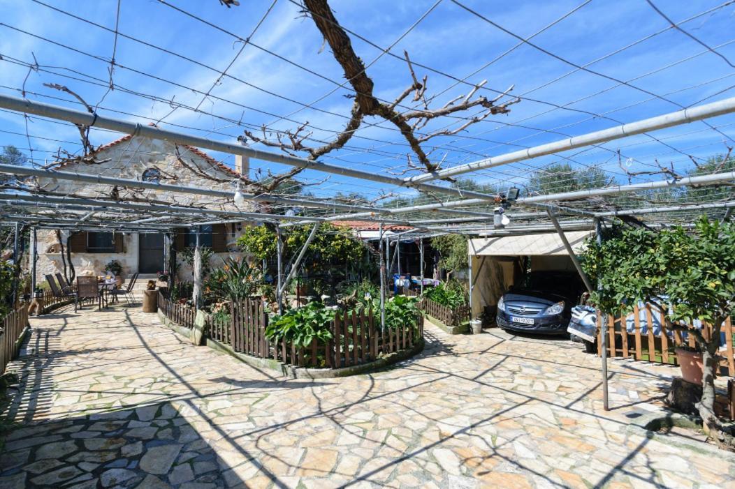 Dimitris'S Country House Ajá Kültér fotó